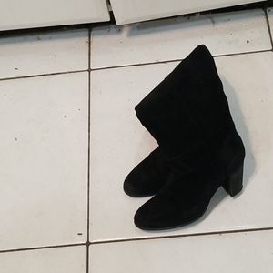 Knee high boots, wide calf, black